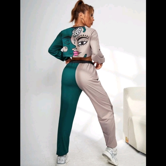 Two colors Crop Top & Sweatpants - Picture 2 of 9